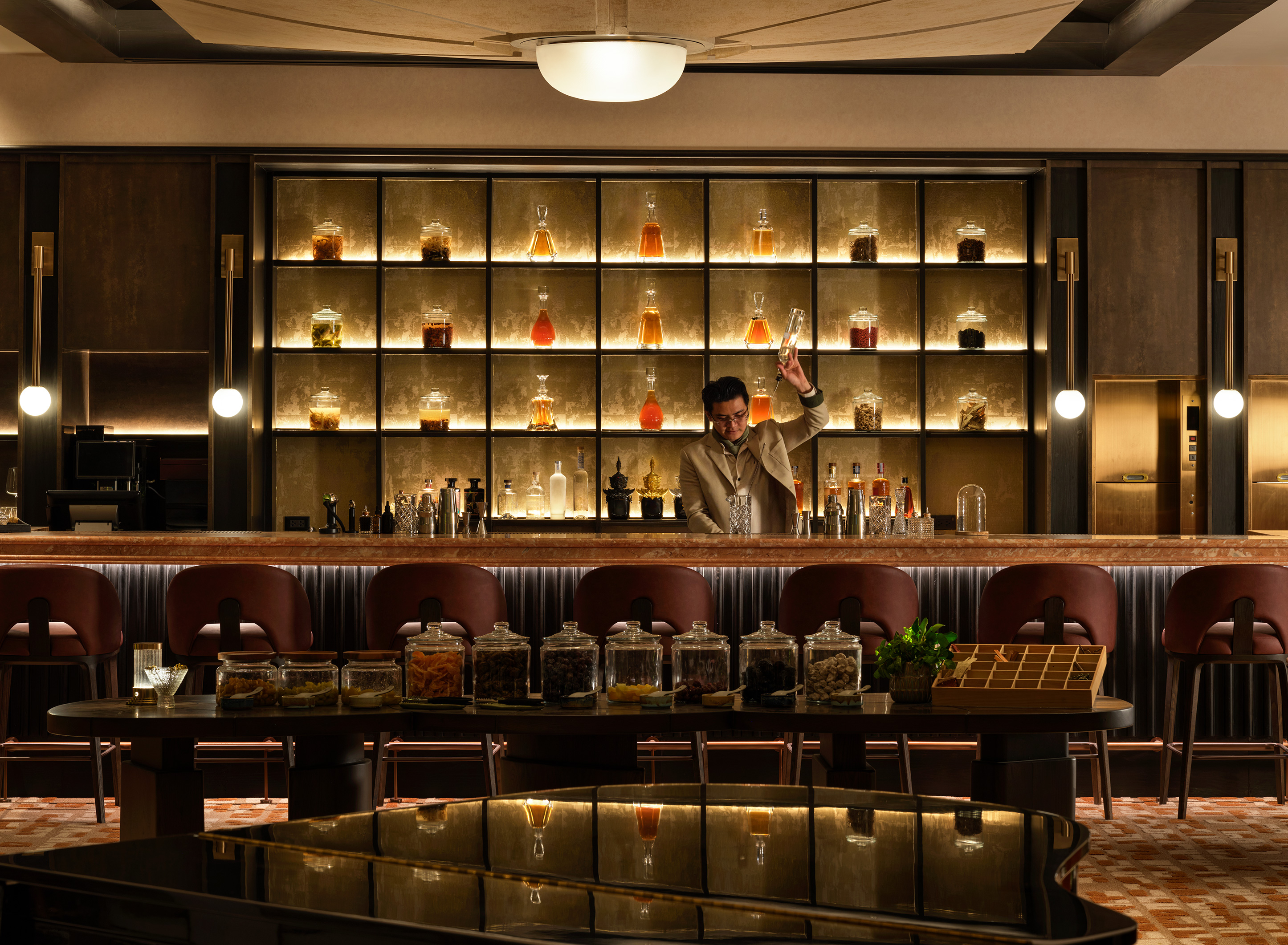 Banyan Tree Bangkok Saisons Bar